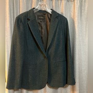 Size 12 banana republic suit